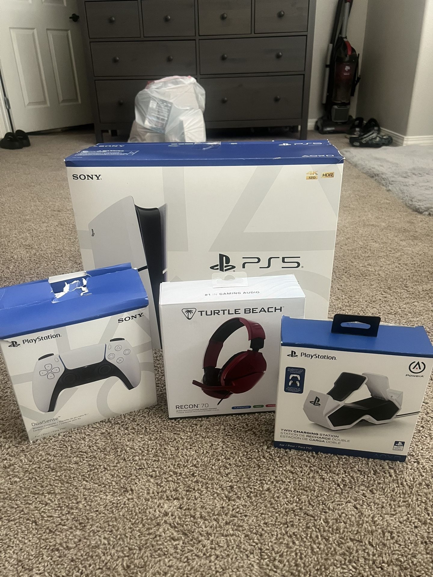 Play Station 5 Bundle