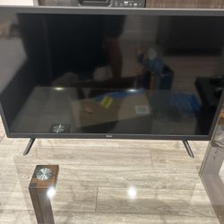 Brand New 32 Inch Roku Smart Tv