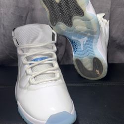 Jordan 11 Legend Blue 