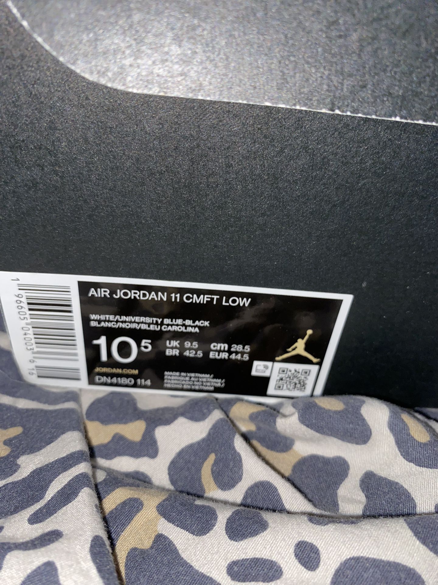 Air Jordan 11 Comft Low 