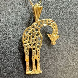 14k yellow Gold Giraffe Pendant charm