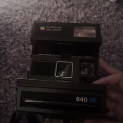 Polaroid 600 SE