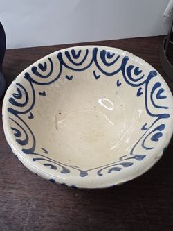 Blue border bowl. Manises. Blue valance bowl. Manises. Current.