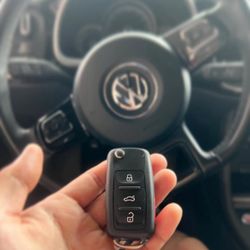 Volkswagen key fob Volkswagen Passat key Volkswagen Jetta key Volkswagen key