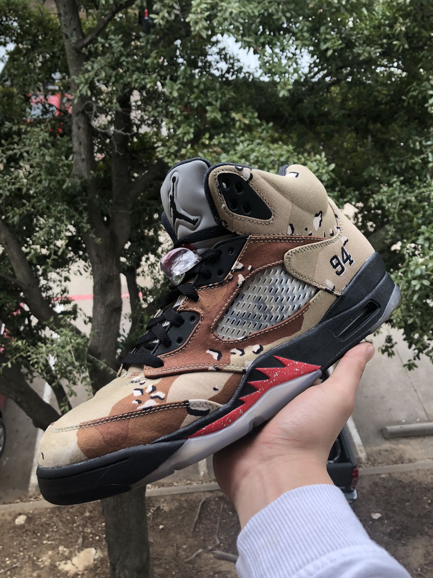 Supreme 5s