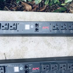 Lot Of 2 APC Metered Rack PDU Model AP7862/ Like New