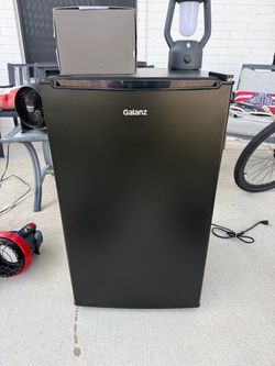 Galanz mini fridge/freezer
