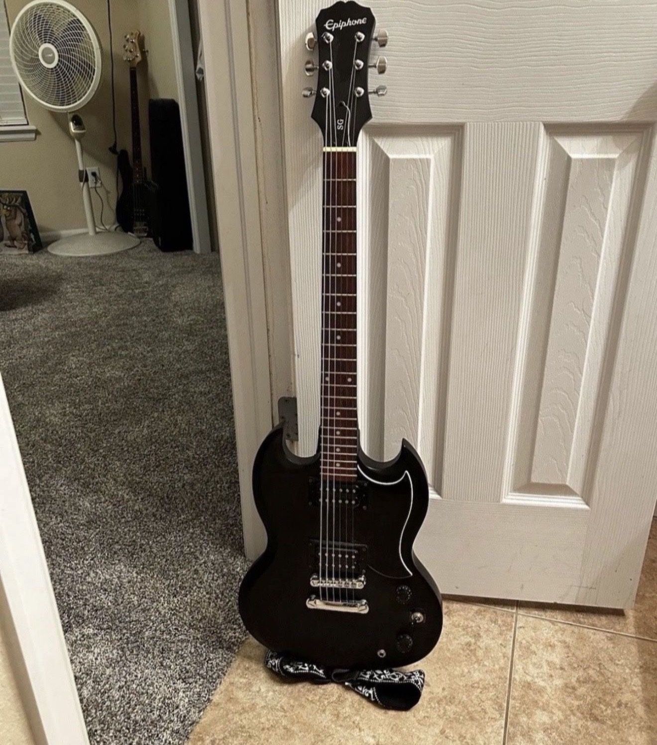 Black Epiphone SG Guitar