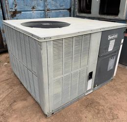 2007 Goodman 2 Ton Package Heat Pump