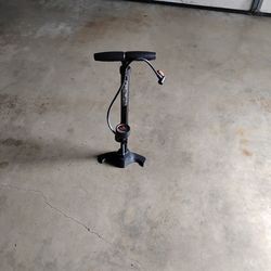 Bike tire pump
