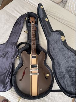 Tom Delonge Gibson ES-333