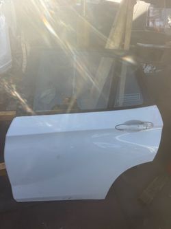 2014 BMW X1 Rear Left Driver Side Door $300