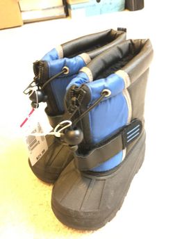 New warm boots toddler sz7