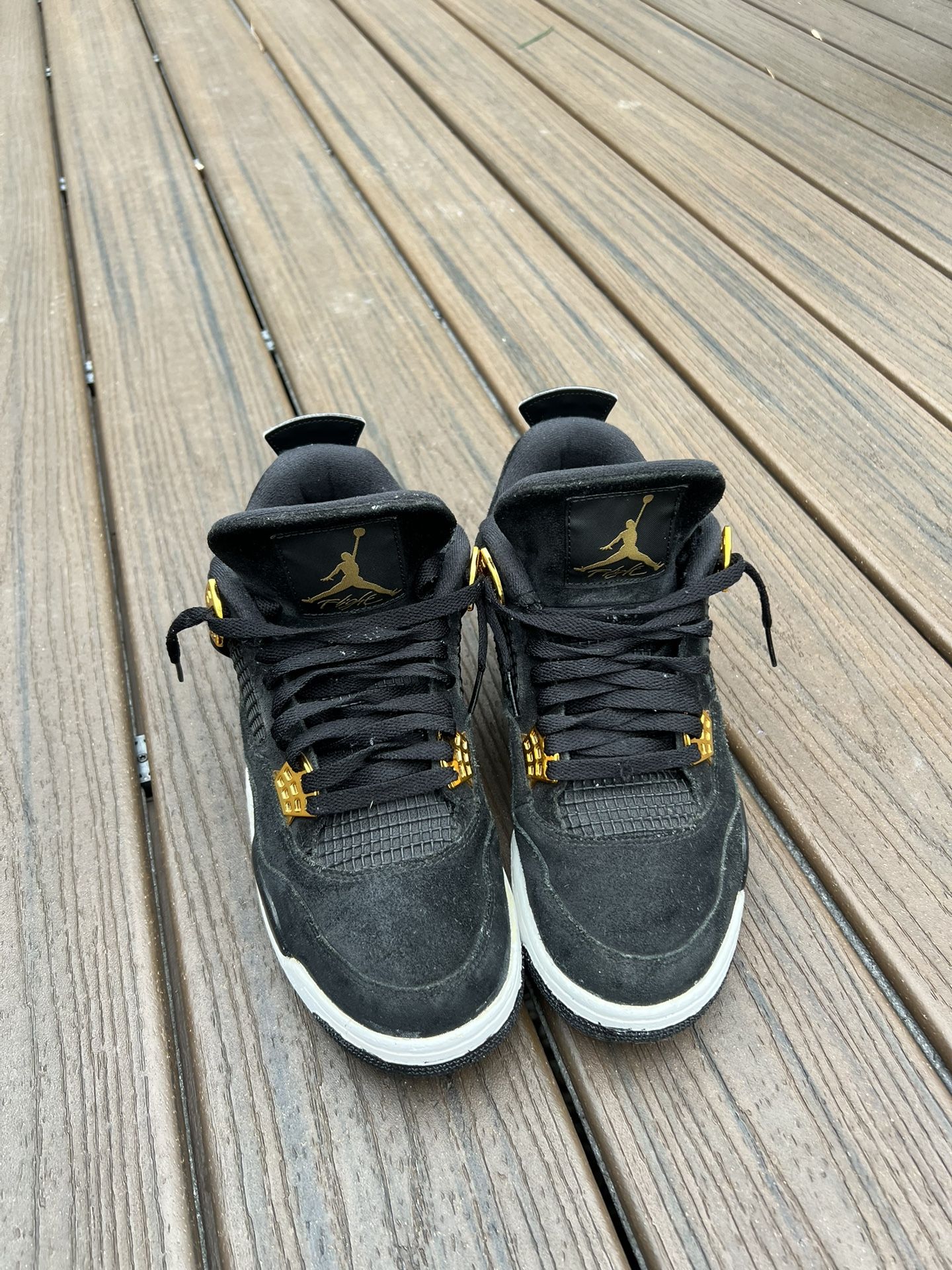 Jordan 4 Retro Royalty
