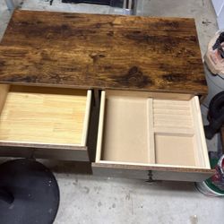 Table For Any Room, Looks New
