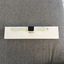 Apple Watch Series 3 (32mm) GPS+Phone Model