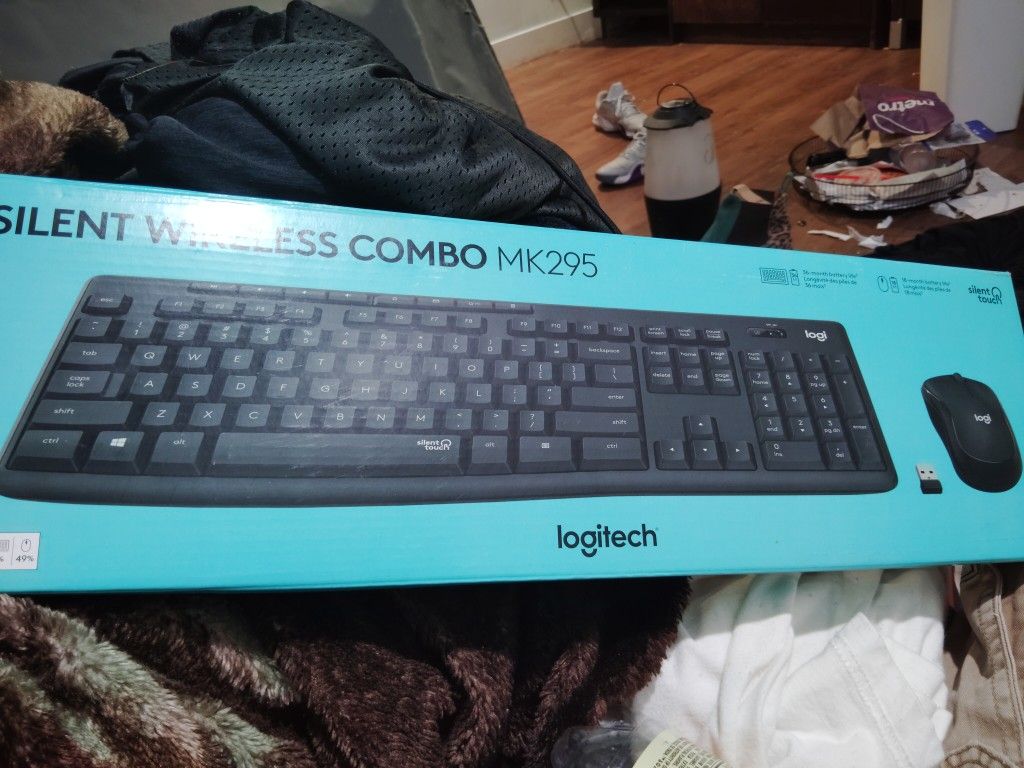 Silent Wireless Combo Keyboard Brand New