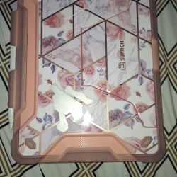 IPad 9th Generation (READ DESCRIPTION)