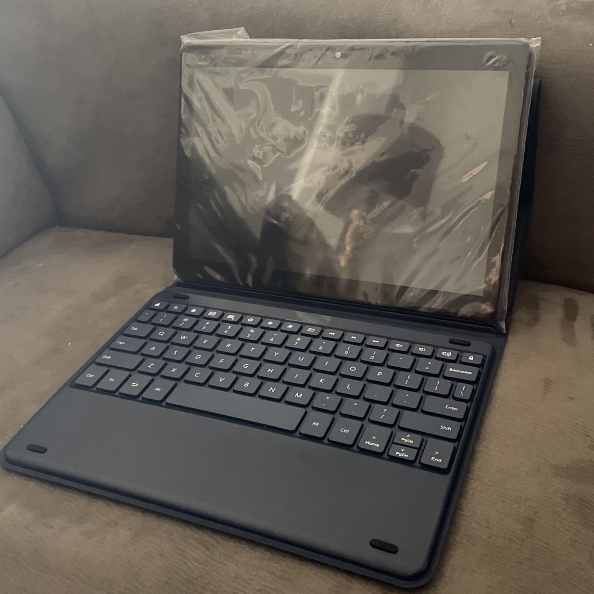 Onn Tablet/keyboard Brand New for Sale in Ruskin, FL OfferUp