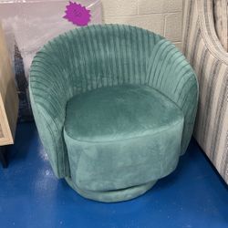 Modern Barrel, Swivel Chair - Green Velvet
