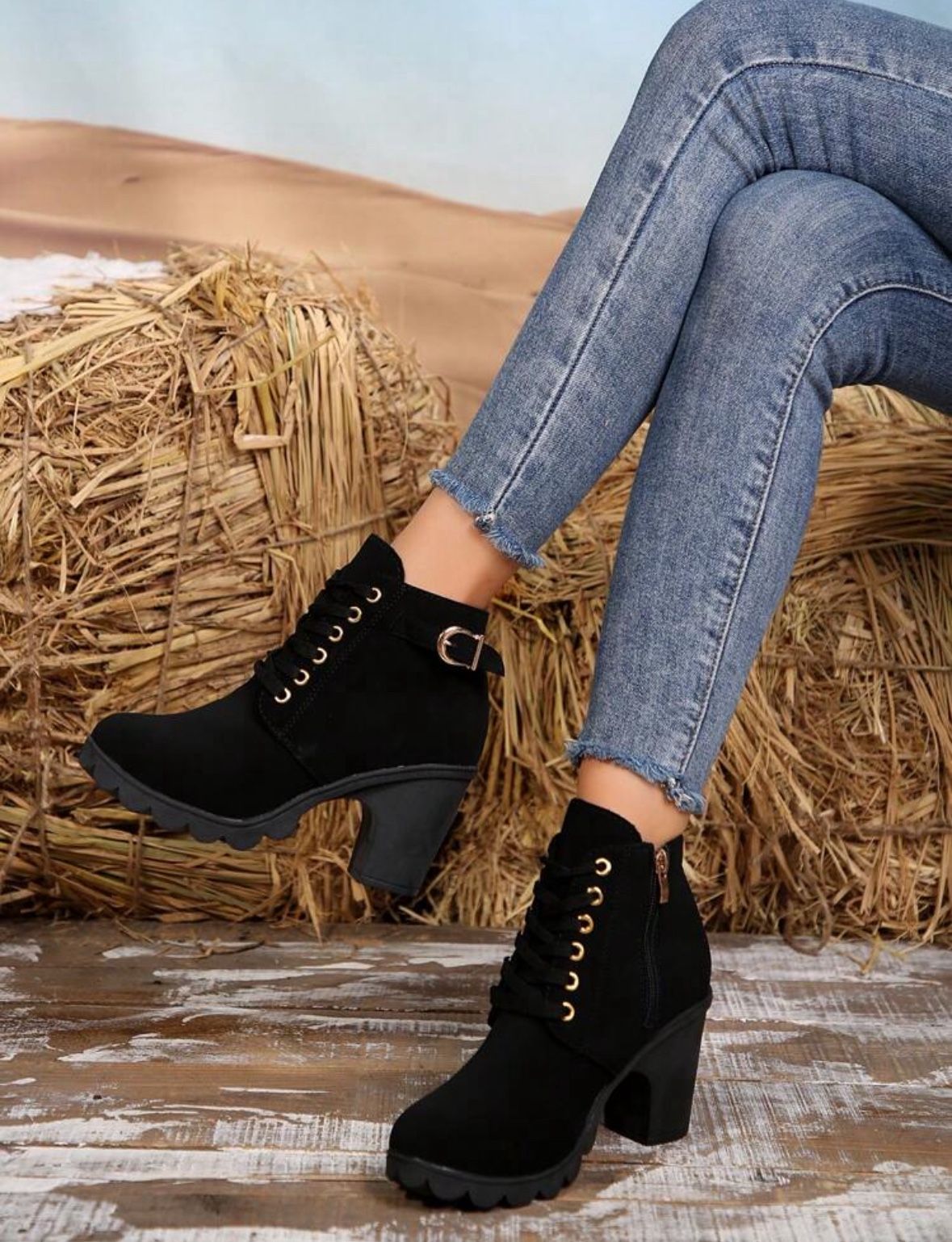 Black Ankle Faux Suede Zip Up Booties Size 7 EXCELLENT CONDITION