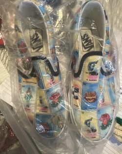 Vans (5.5 women / 4 men)