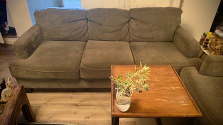 Free Couches to a Good Home!