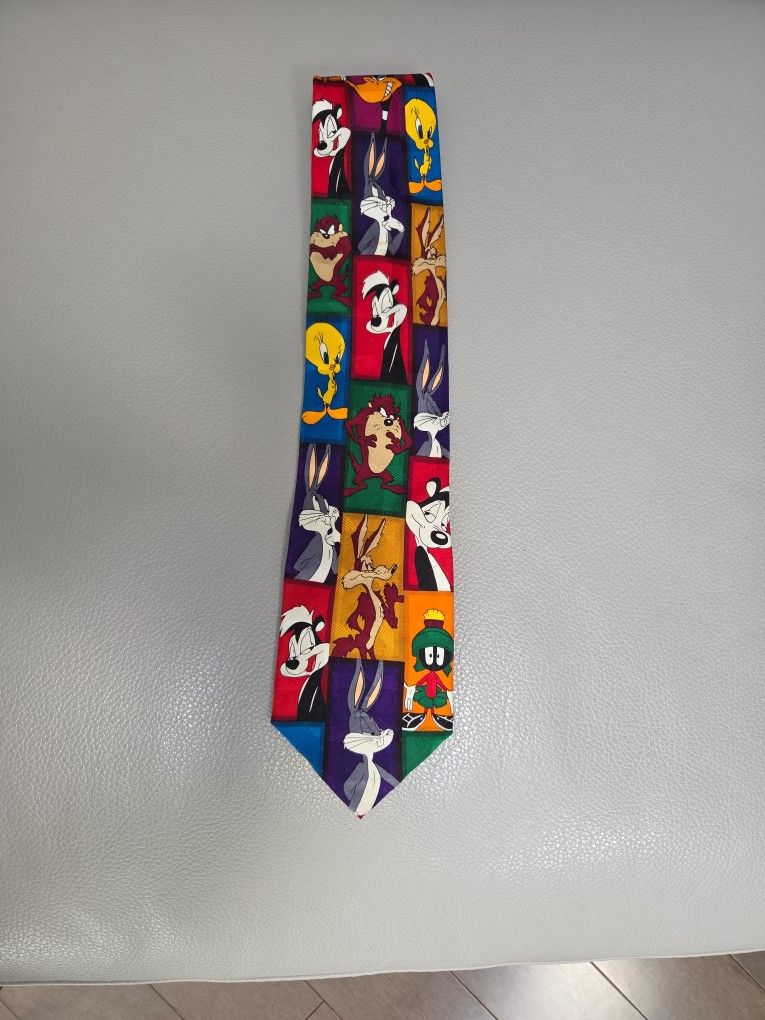 Looney Tunes tie