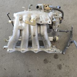 Honda CR-V intake manifold 