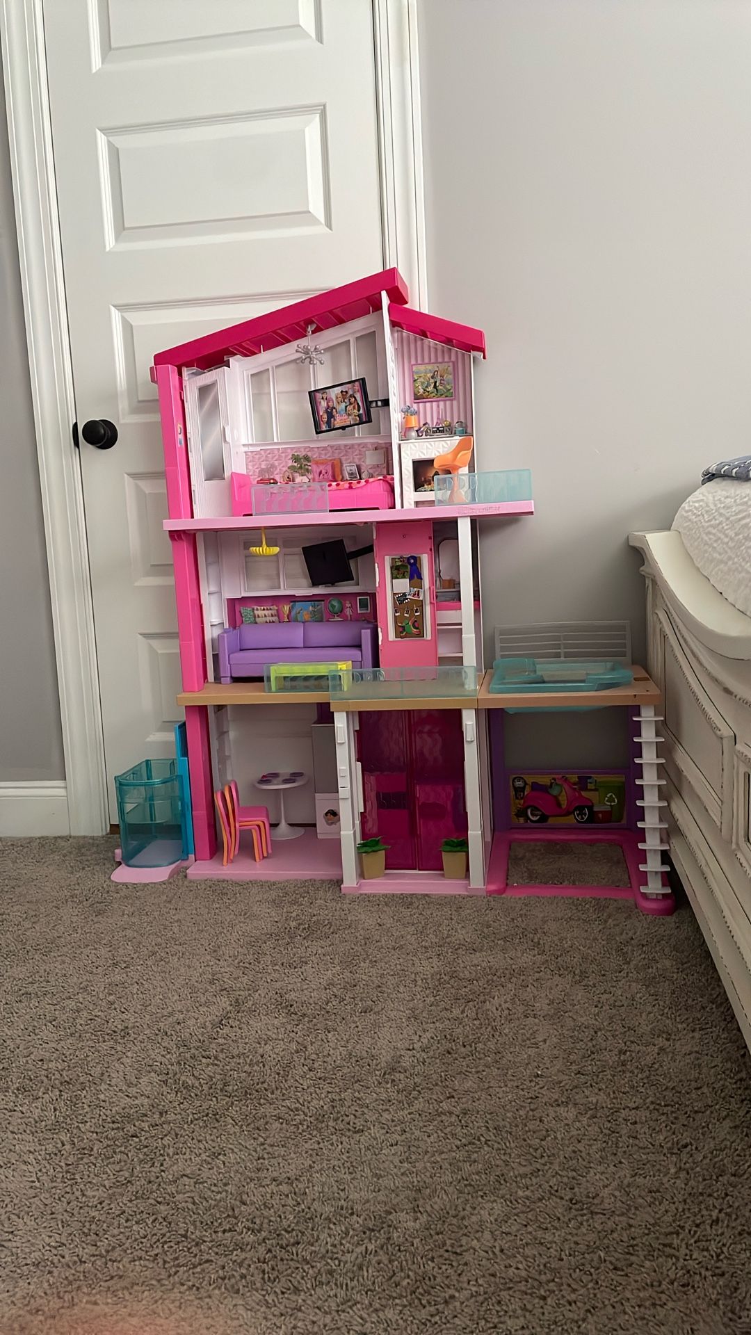 Kid Doll House