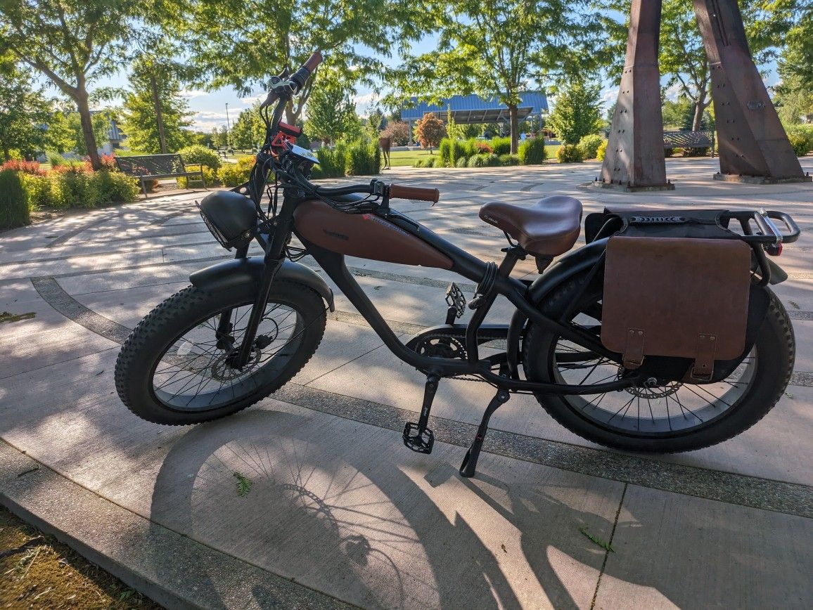 Cheetah Cafe Racer E-Bike 48V 17.5Ah and 13Ah Models 750W 28 MPH