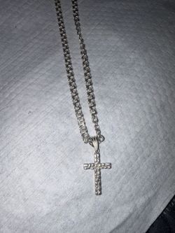 Silver chino link with nugget cross pendant