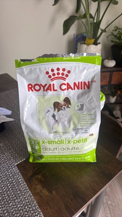 Royal Canine xs petite adult dog food