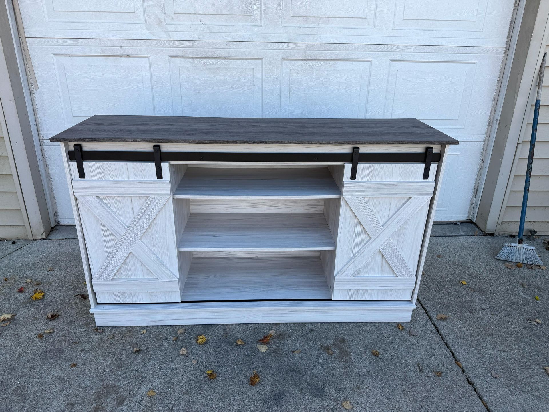 Farmhouse Tv Stand Console Entertainment Center Up To 65” - New