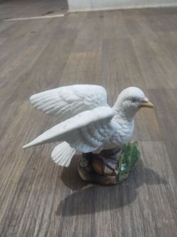 Ceramic white dove