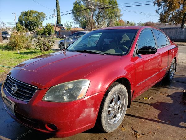 2006 nissan altima 4cyl for Sale in Modesto, CA - OfferUp