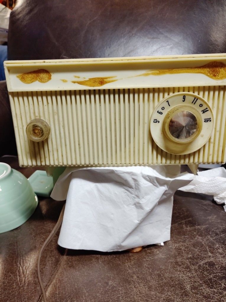 1955 Tube Radio