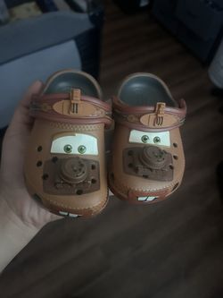 Brand new Mater crocs