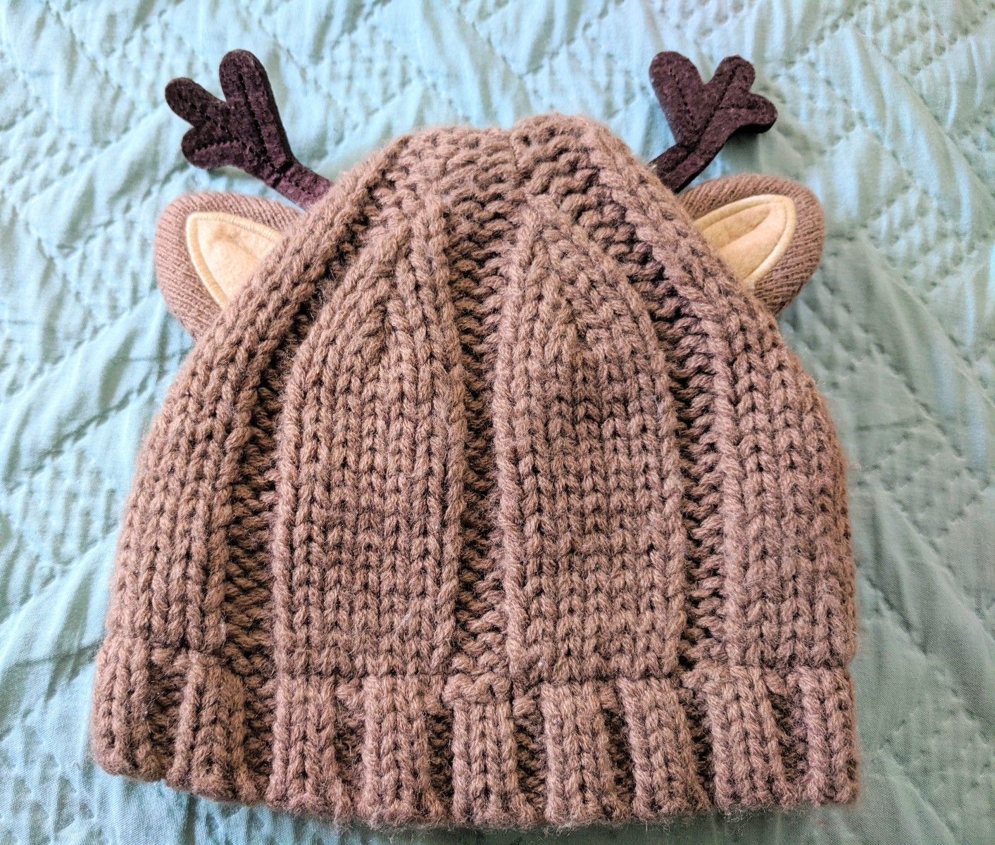 Carter's collectible Infant Hat Size 0-3 Months with poliester+cotton lining