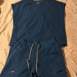 Fabletics Scrubs 