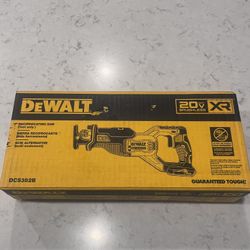 DEWALT XR 20-volt Max Variable Brushless Cordless Reciprocating Saw. TOOL ONLY 