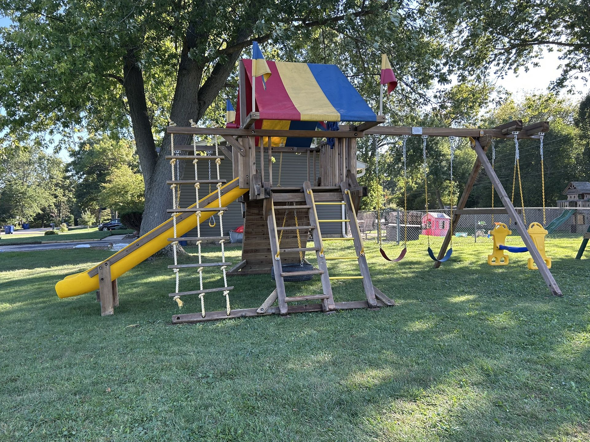 Rainbow swing Set W/delivery &Install Included