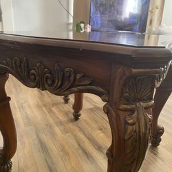 Furniture Tables