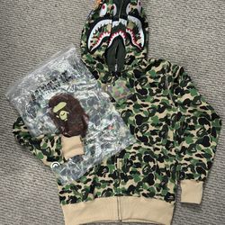 Bape Double Hooded Camo Size M