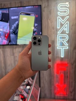 iPhone 15 Pro 256GB Unlocked | Excellent Condition | Great Price