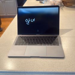 2018 Mac Air 256gb 13”