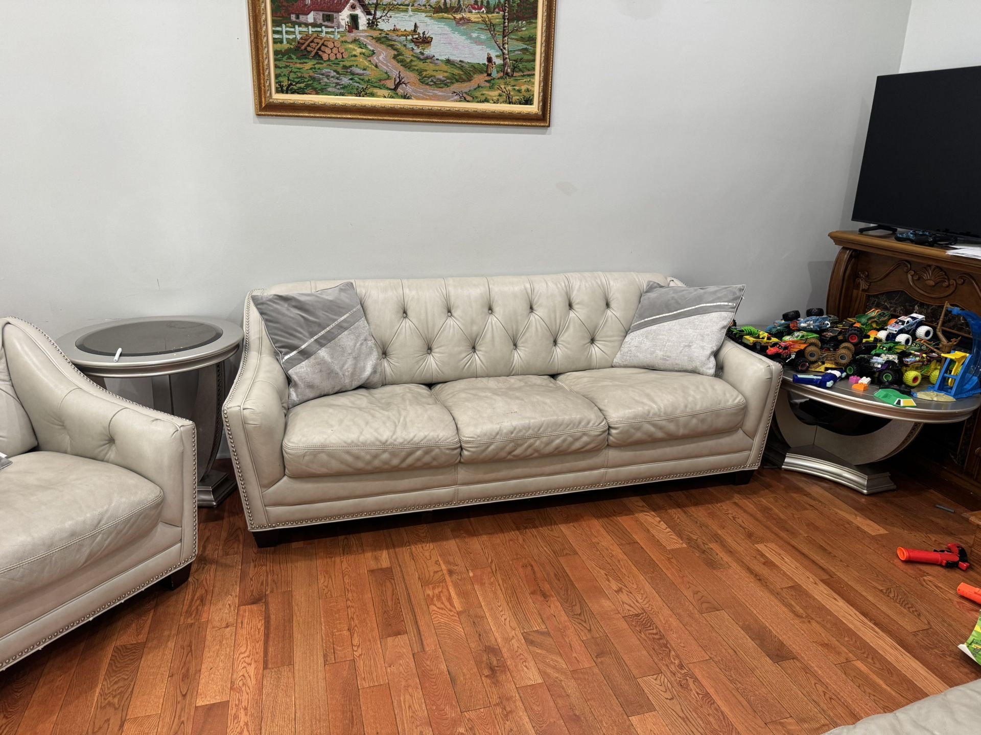 Sofa Set