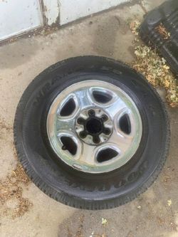 3 2001 Chevy Tahoe wheels