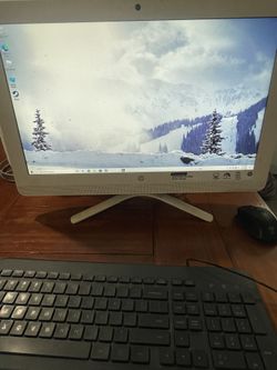 HP desktop Pc W/ Keyboard