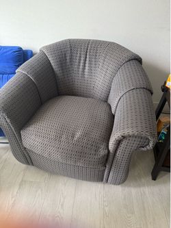 Free swivel chairs